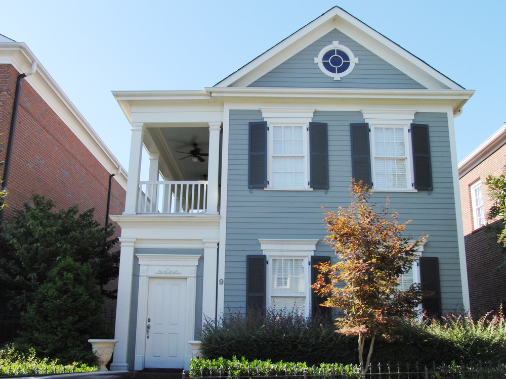 Single women outpacing male counterparts in home buying
